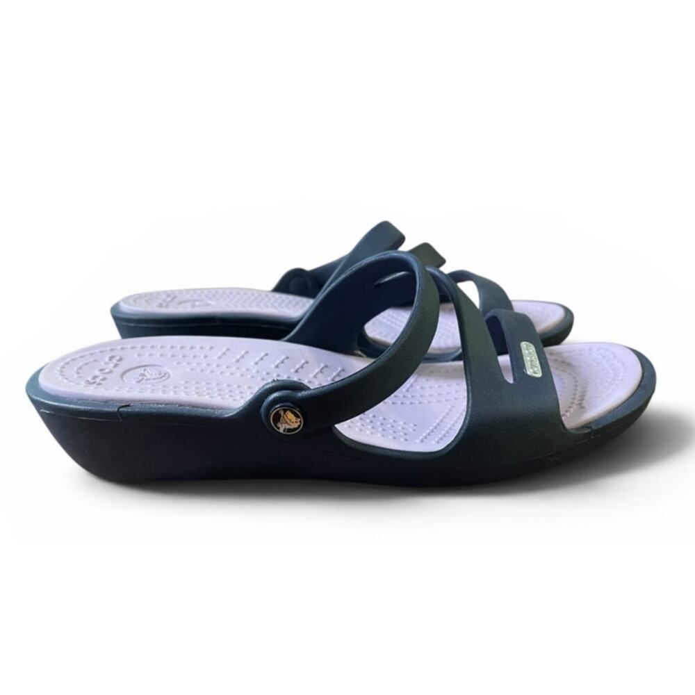 New Blue Woman's CROCS Sandals Strappy Size 7 W Slip On Wedge Leisurewear